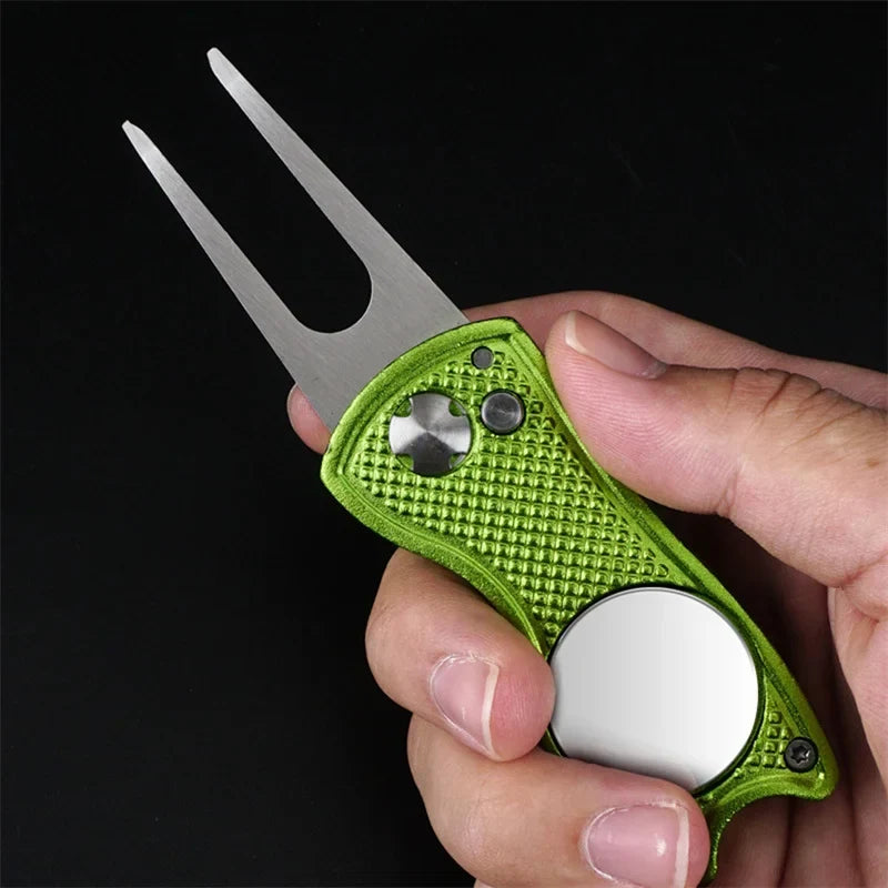 Skai Foldable Divot Repair Tool with Magnetic Ball Marker